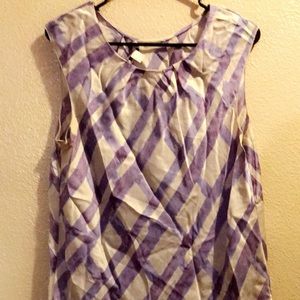 Banana Republic 100% silk blouse